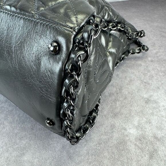 Chanel Gunmetal Leather Chain Me Quilted Bag - Picture 8 of 16